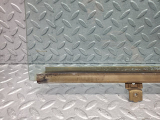 S123 Wagon rear right door window glass used OEM