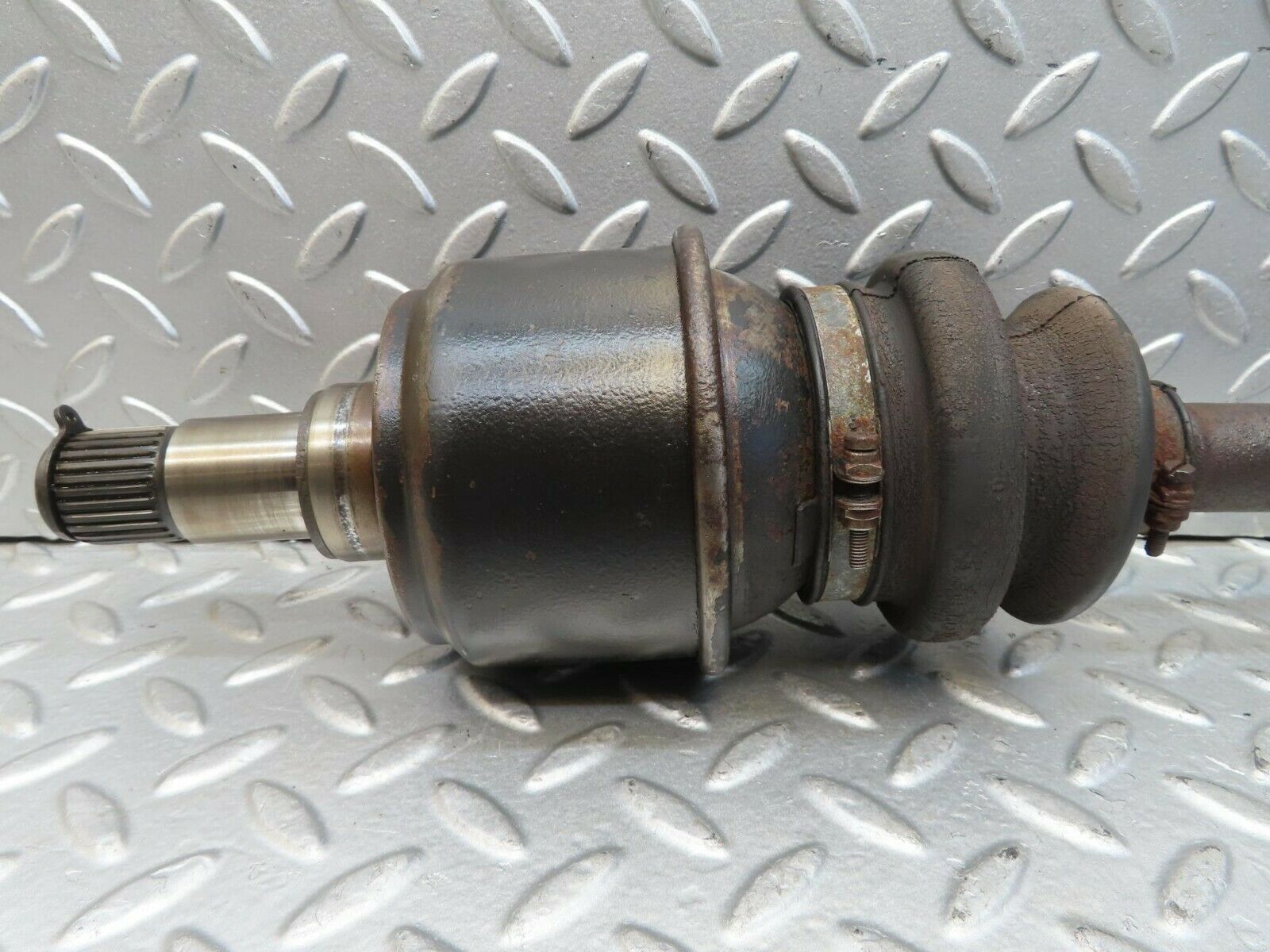 15792 Mercedes-Benz R107 450SL Axle Shaft Drive Shaft
