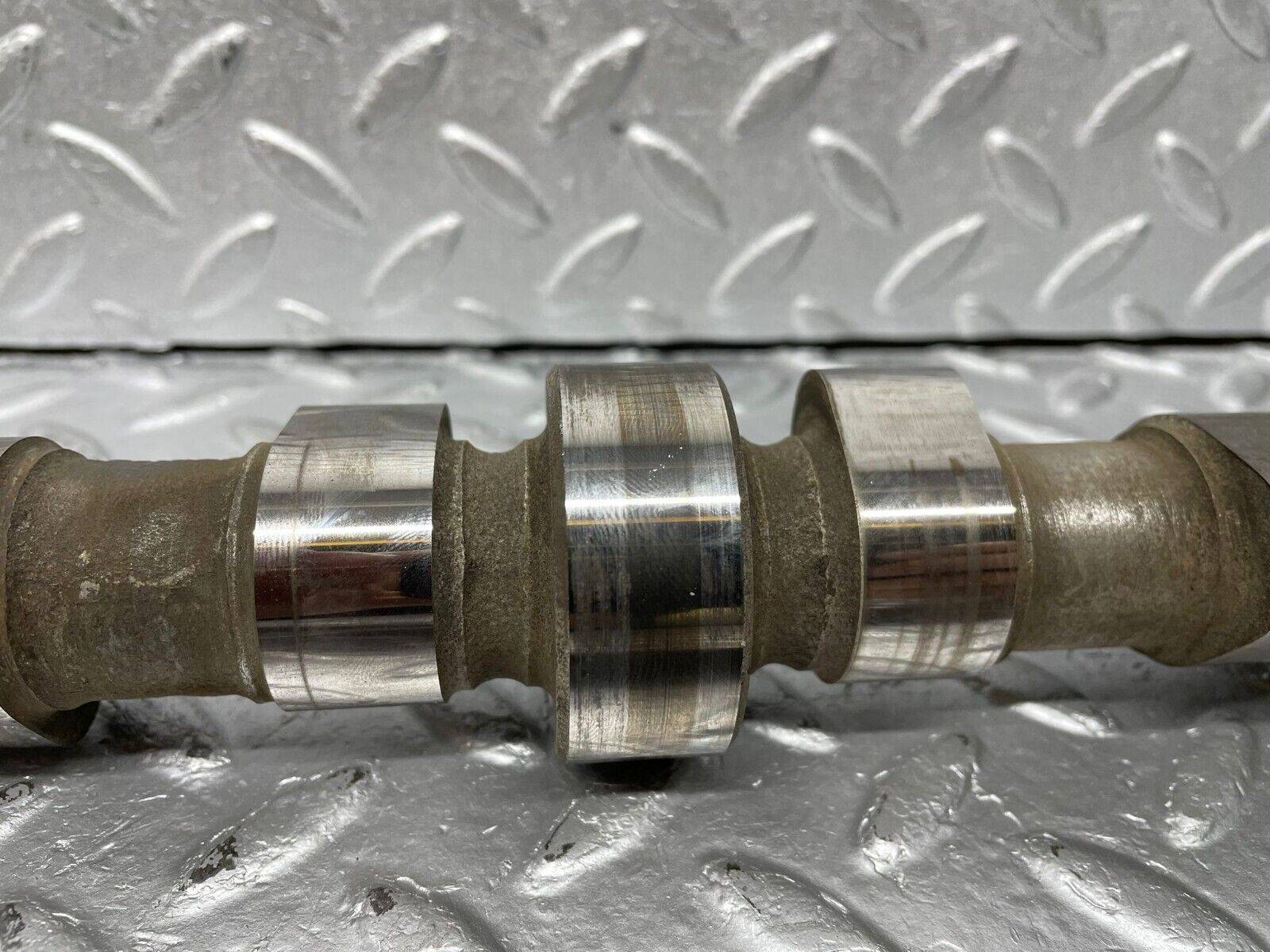 39951 Mercedes-Benz R107 350SL Camshaft Left Side