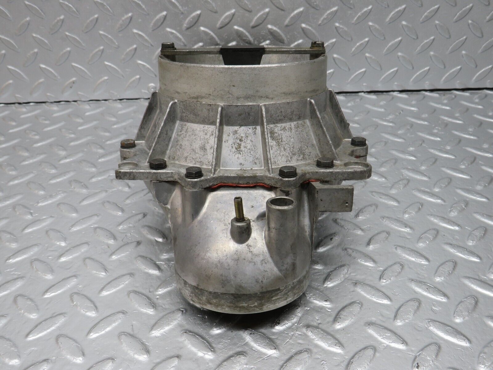 40054 Mercedes-Benz R107 350SL Air Flow Mass Meter Sensor Bosch 0438120062 1171410590