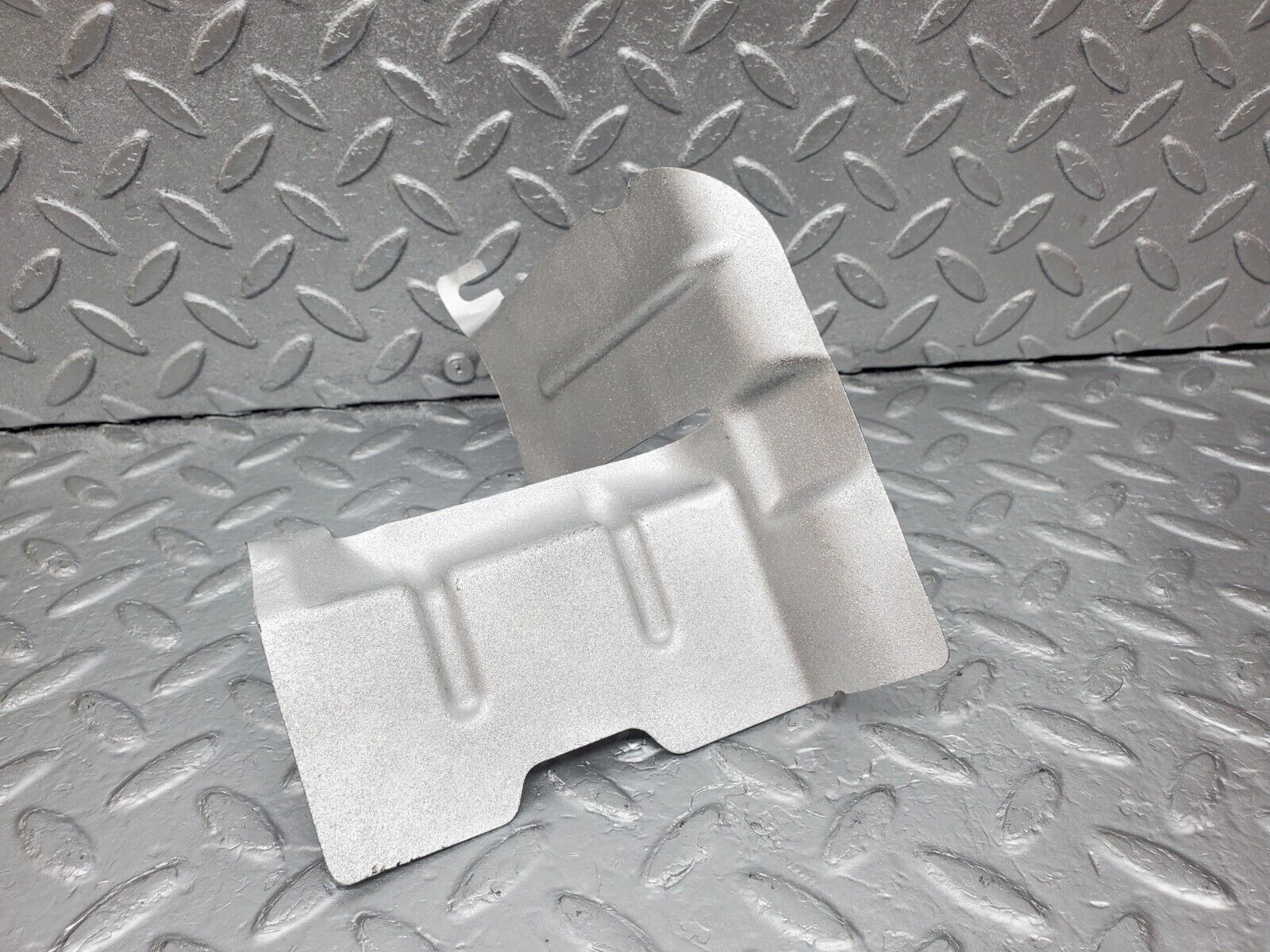 45904 Mercedes-Benz W126 420SE Exhaust Heat Shield