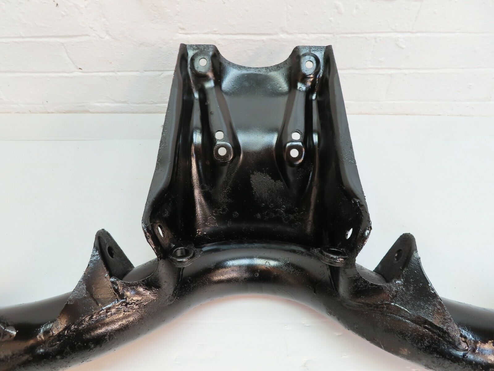 5508 Mercedes-Benz R107 350SL Rear Subframe Axle Carrier