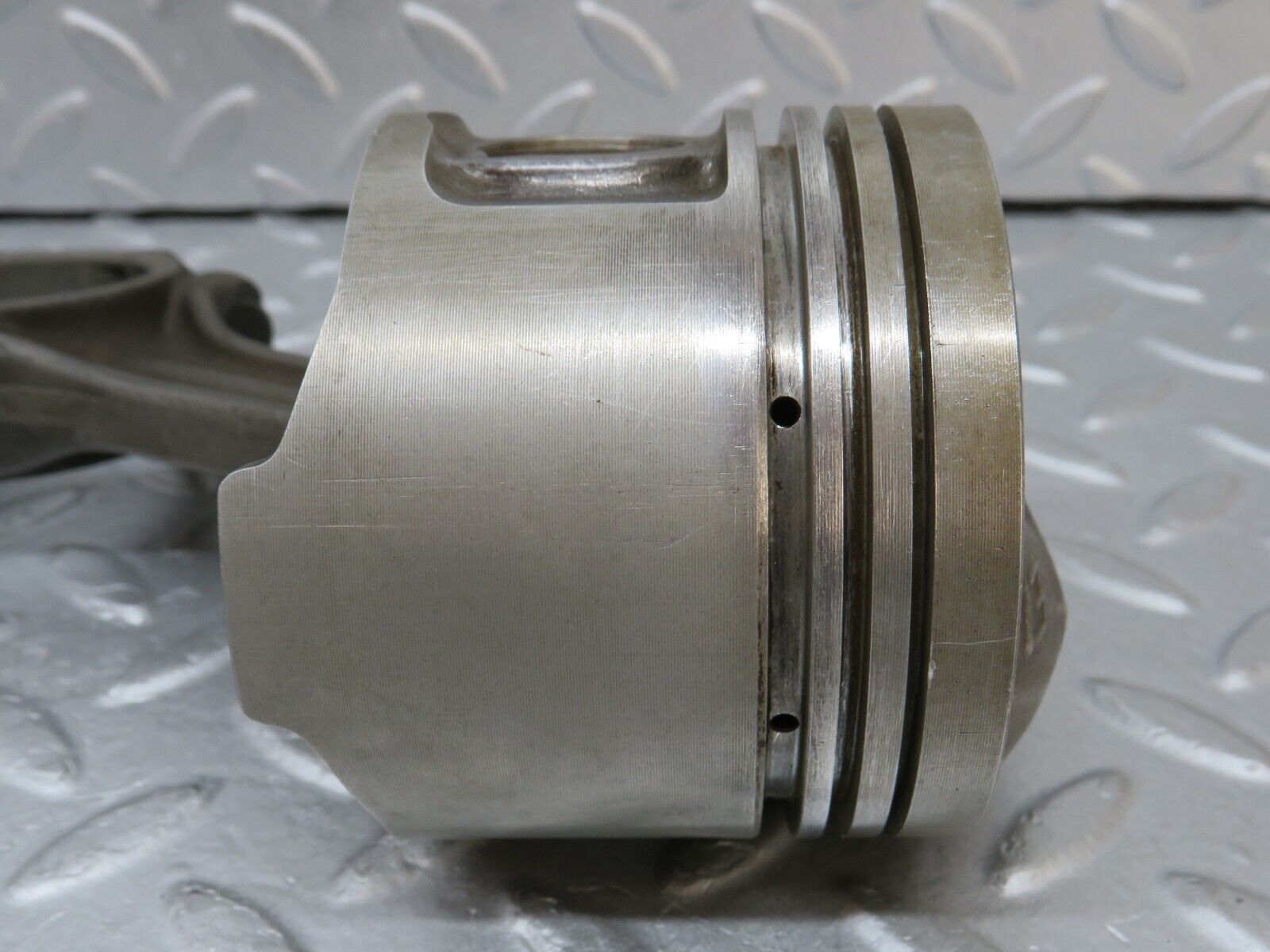 35585 Mercedes-Benz R107 280SL Piston With Connecting Rod 85.986 11005