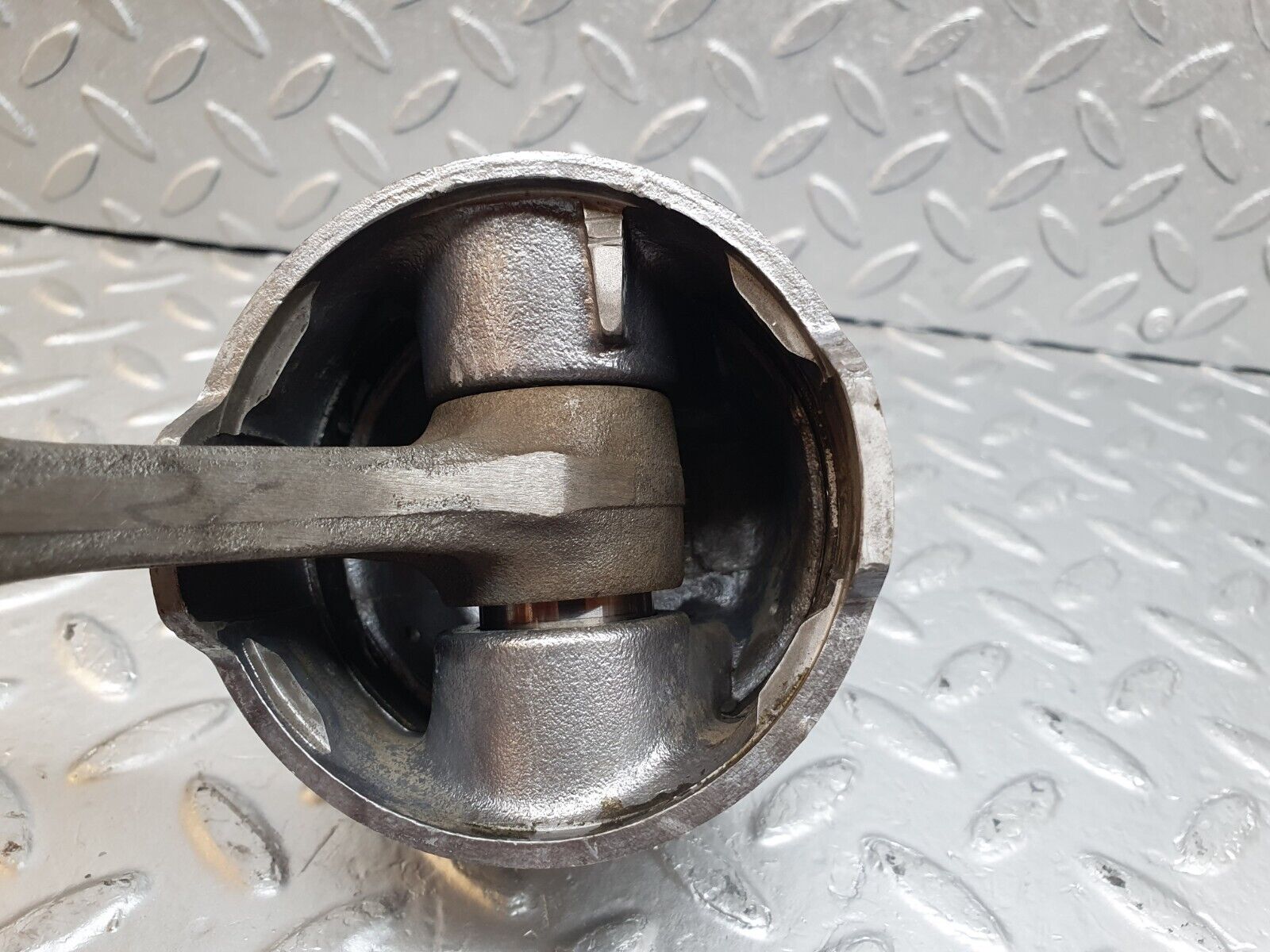 43872 Mercedes-Benz W108 280SE Piston With Connecting Rod 87.47 mm 13002