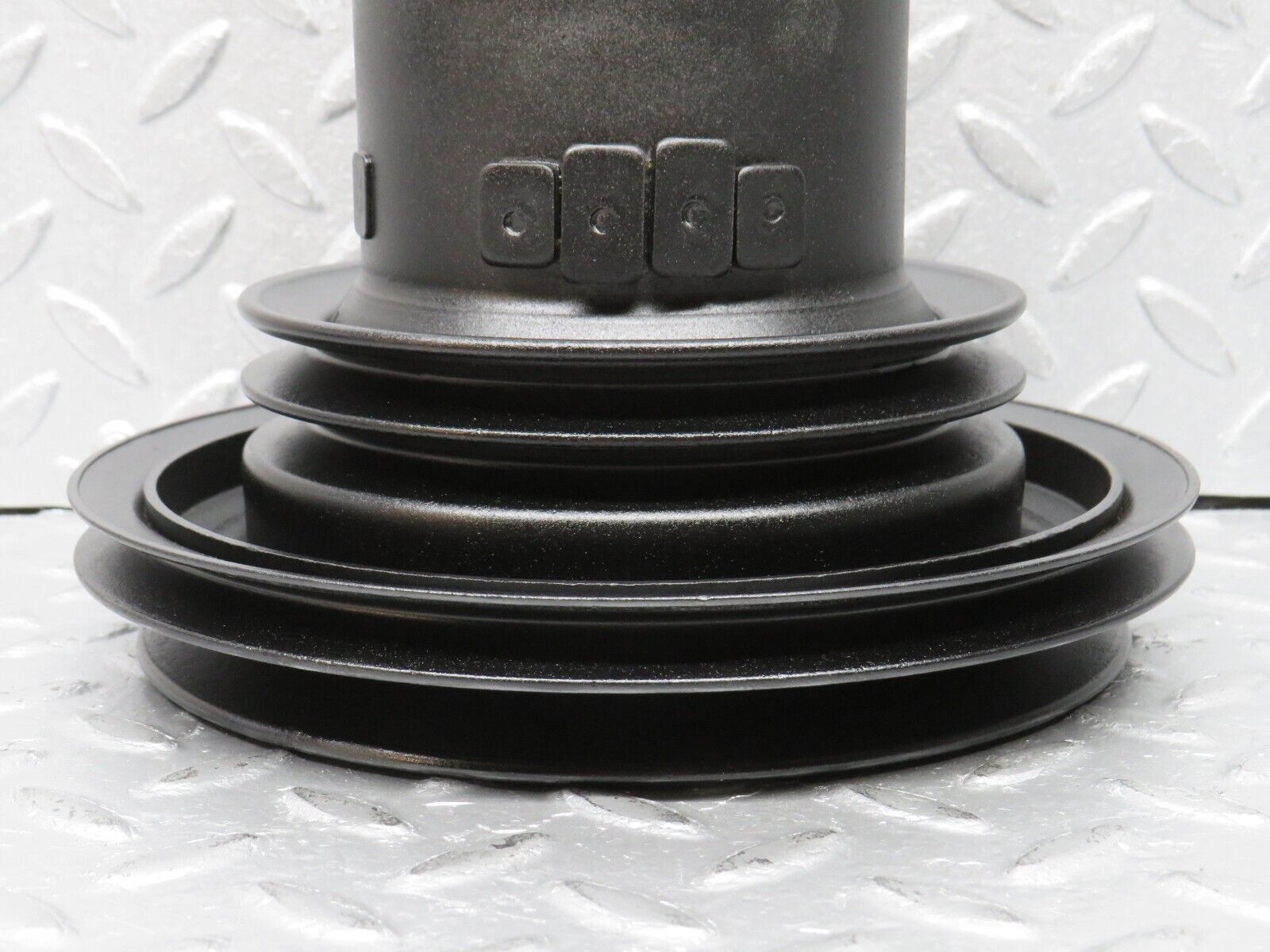 39229 Mercedes-Benz R107 500SL Crankshaft Pulley 1160322604