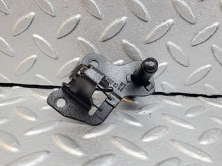 W124 bonnet lock latch used OEM