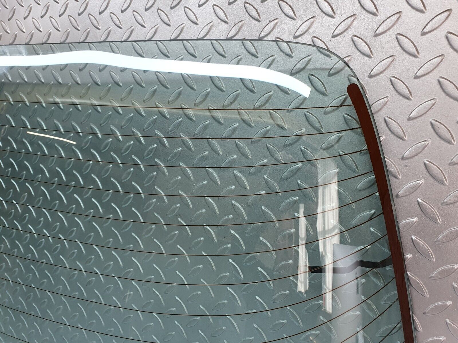 44128 Mercedes-Benz C123 230CE Coupe Rear Heated Windscreen Glass