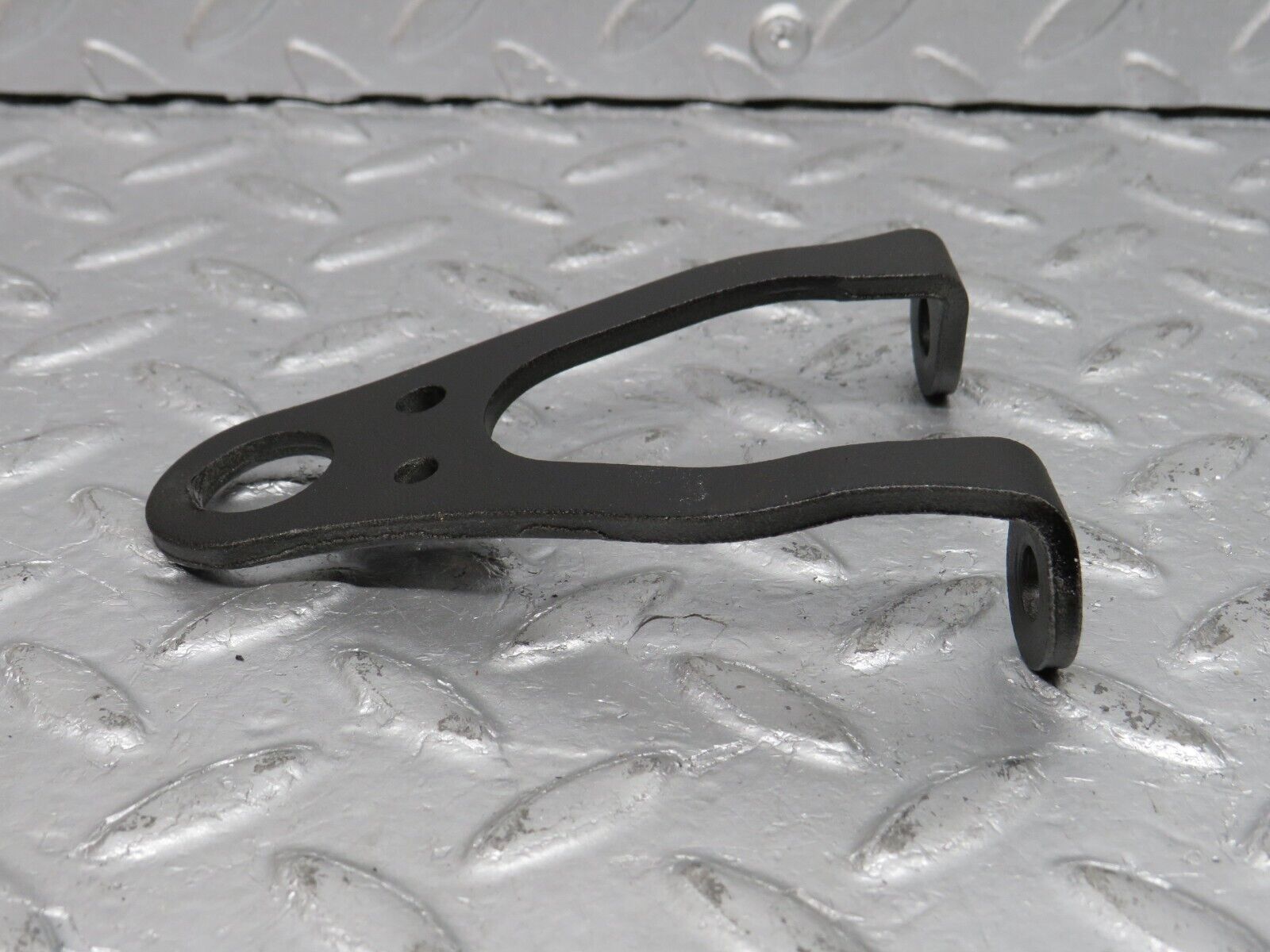 39267 Mercedes-Benz R107 500SL Engine Lifting Eyes Hooks