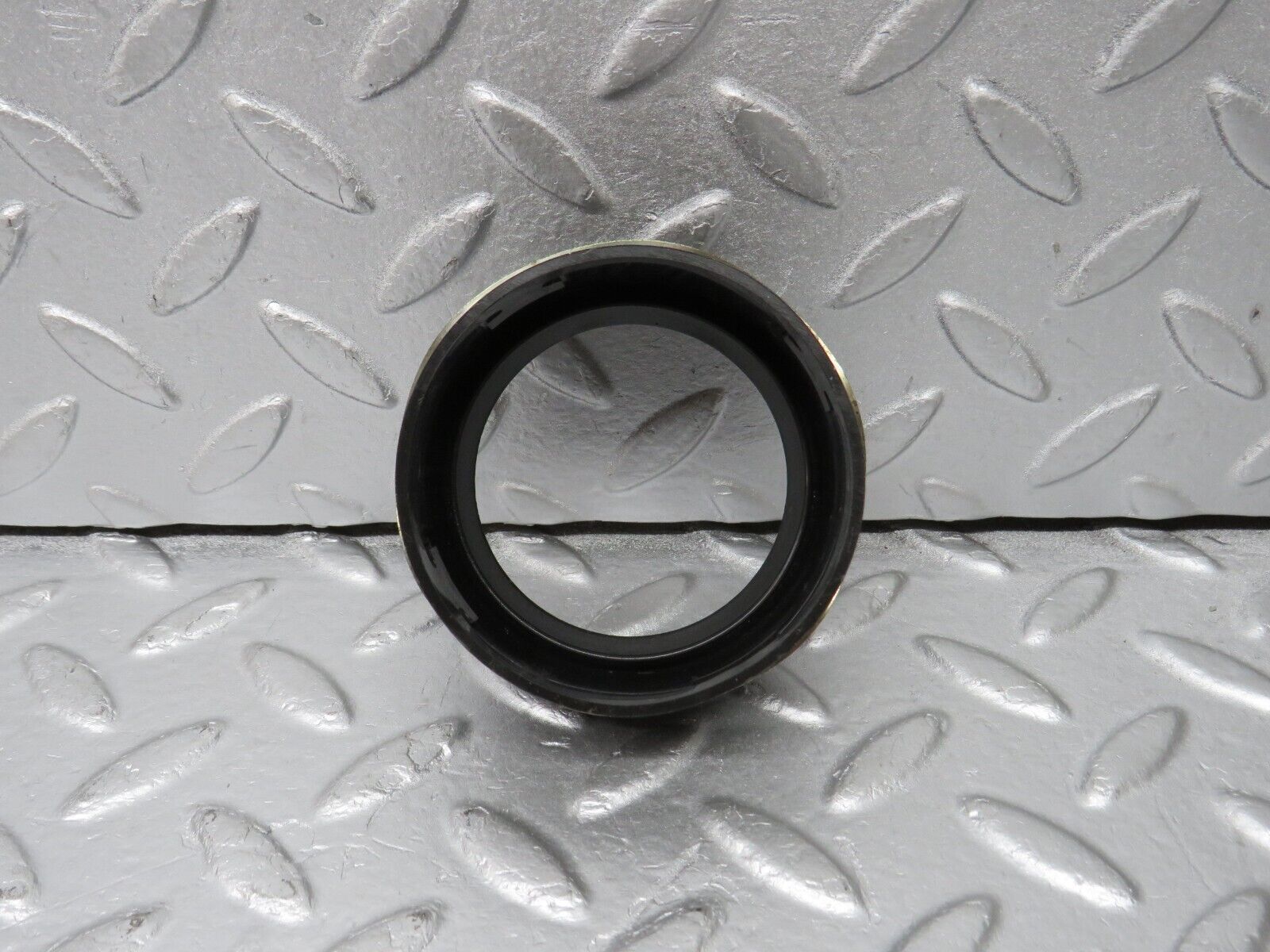 39183 Mercedes-Benz R107 500SL Dashboard Air Vent Chrome Bezel