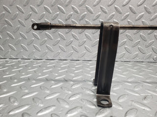 W108 camshaft oil tube with rocker cover supports used OEM