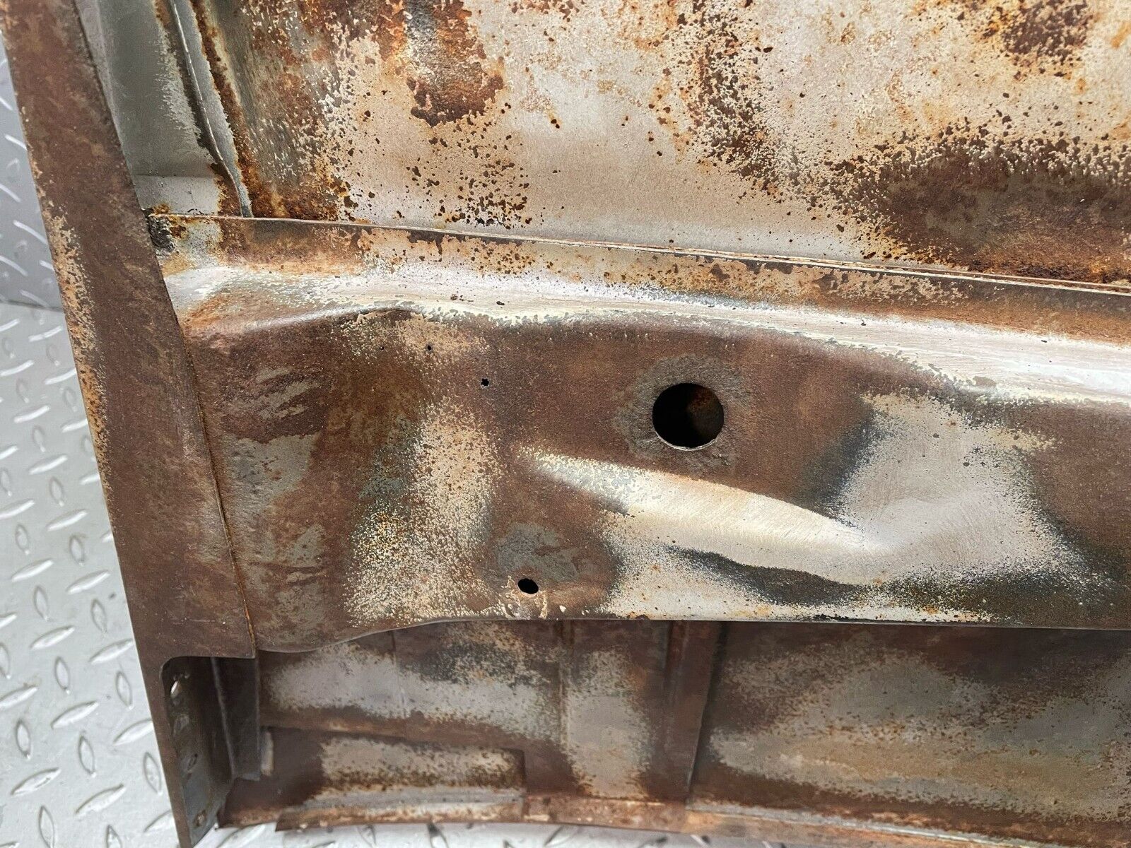 40040 Mercedes-Benz R107 350SL Bonnet