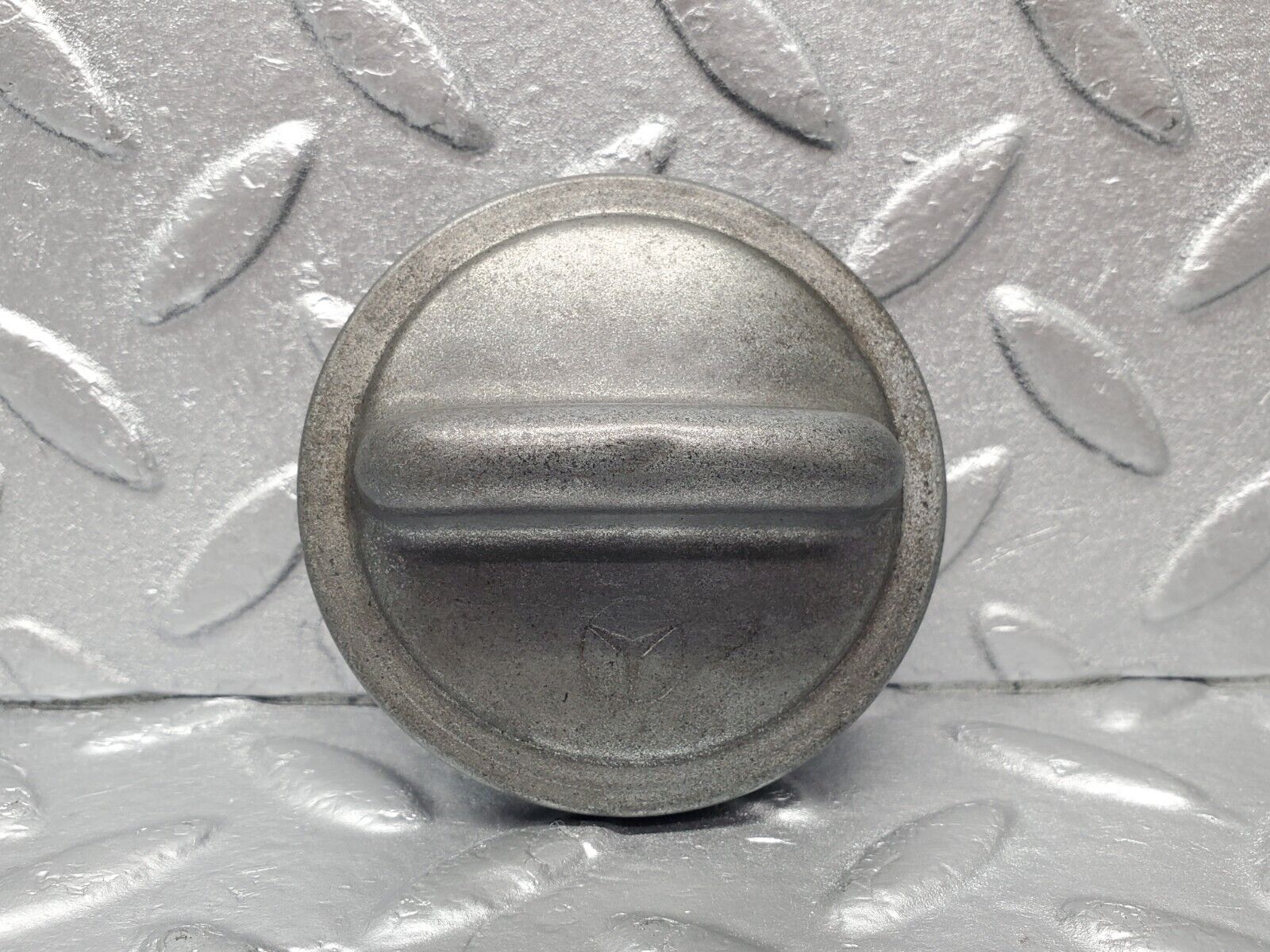 46583 Mercedes-Benz C123 280CE Coupe Fuel Tank Cap