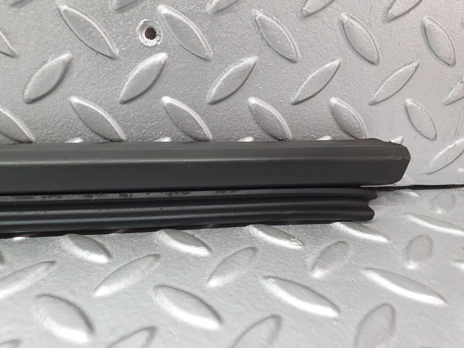 41711 Mercedes-Benz W124 200E Door Lower Sealing Rubber Trim Left