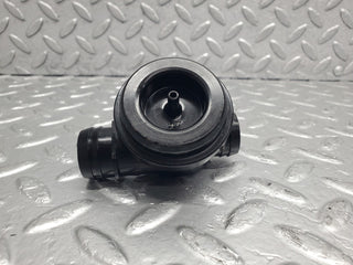 W123 air vacuum valve used OEM