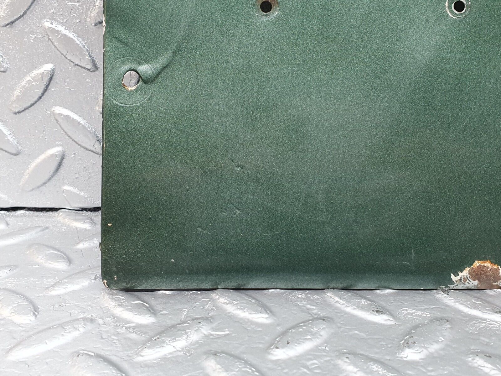 43176 Mercedes-Benz W108 280SE Fuel Tank Flap Cap