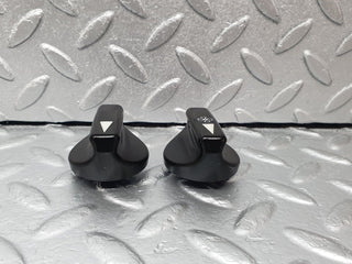 W126 Coupe heater control knob pair used OEM