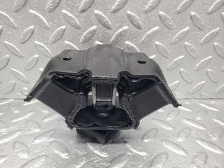 W124 gearbox rubber mounting bracket used OEM