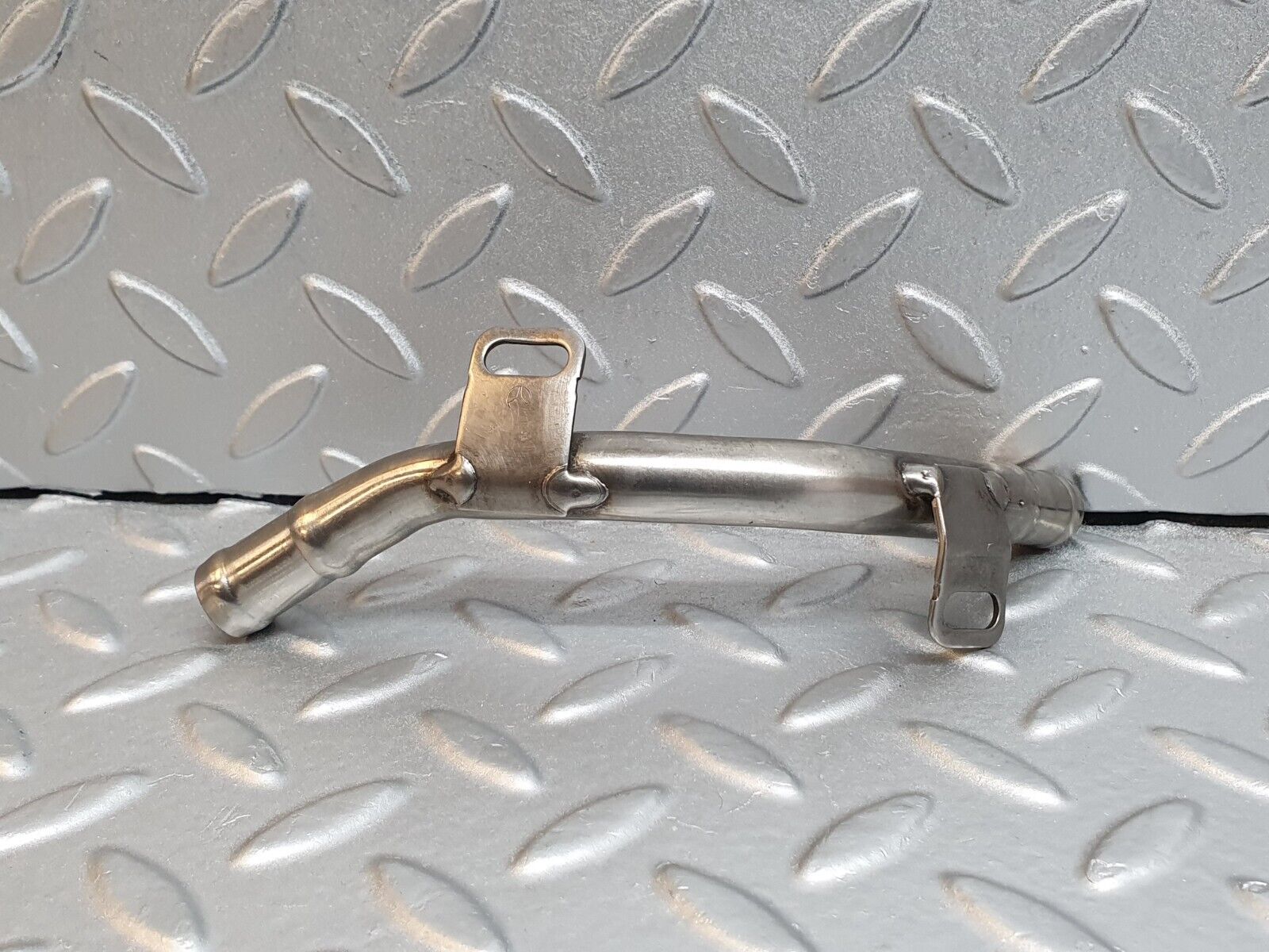 41980 Mercedes-Benz W202 C200 Cooling Hose Pipe