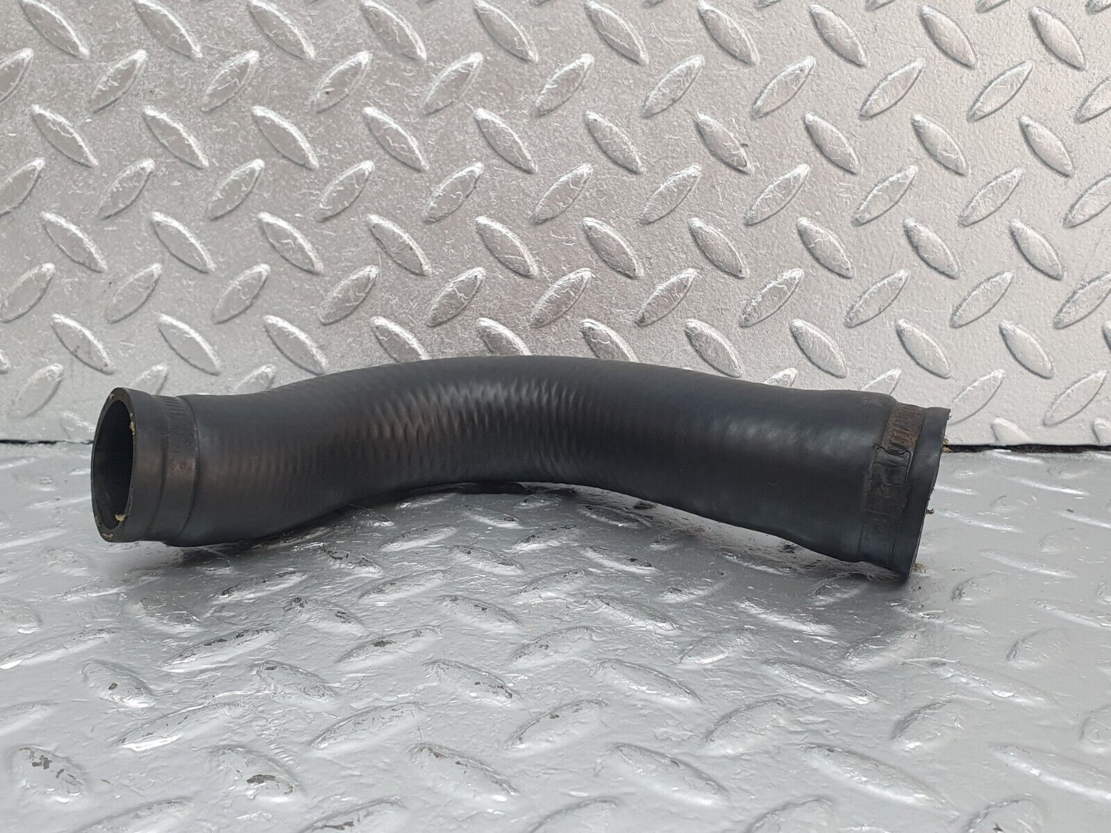 44024 Mercedes-Benz C123 230CE Coupe Radiator Hose Pipe 1235012382