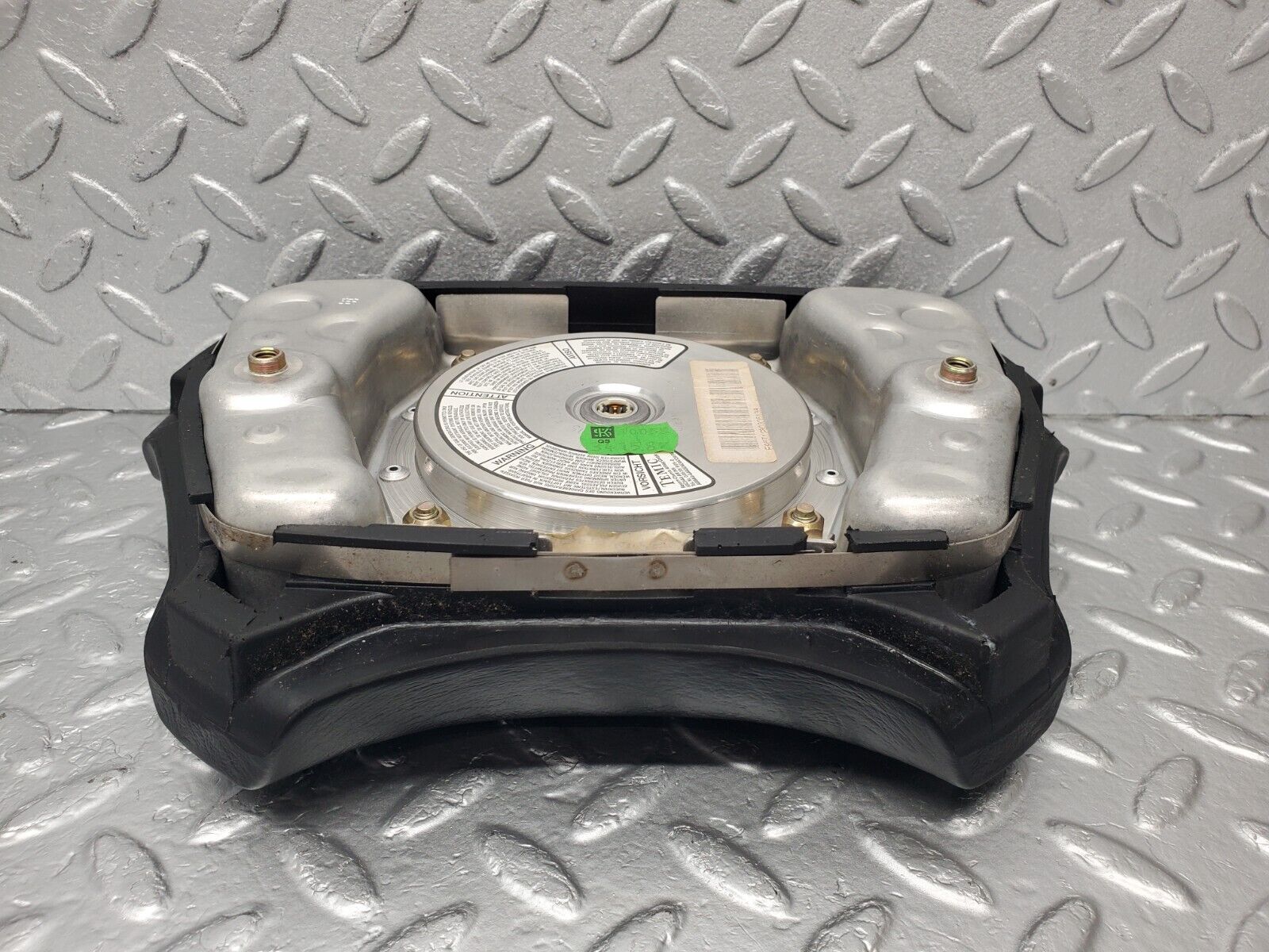 46108 Mercedes-Benz W202 C180 Steering Wheel Airbag 0006951305