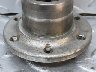 39940 Mercedes-Benz R107 350SL Crankshaft Sleeve Hub