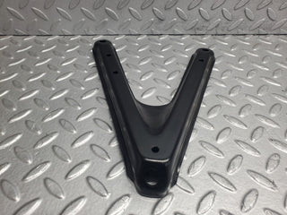 W124 Wagon air intake manifold bracket used OEM