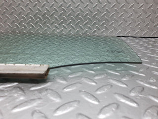 41992 Mercedes-Benz W202 C200 Rear Right Door Window Glass