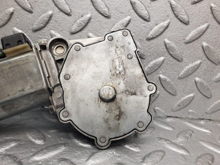 30309 Mercedes-Benz W124 230E Window Regulator Motor Right Bosch 0130821285