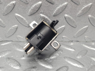 46213 Mercedes-Benz W124 280E Vacuum Control Valve 0015408697