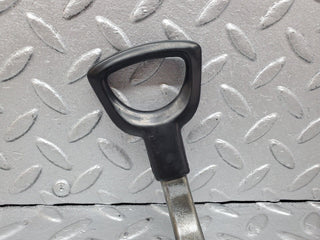 44413 Mercedes-Benz W123 280E Front Right Seat Side Height Adjust Handle