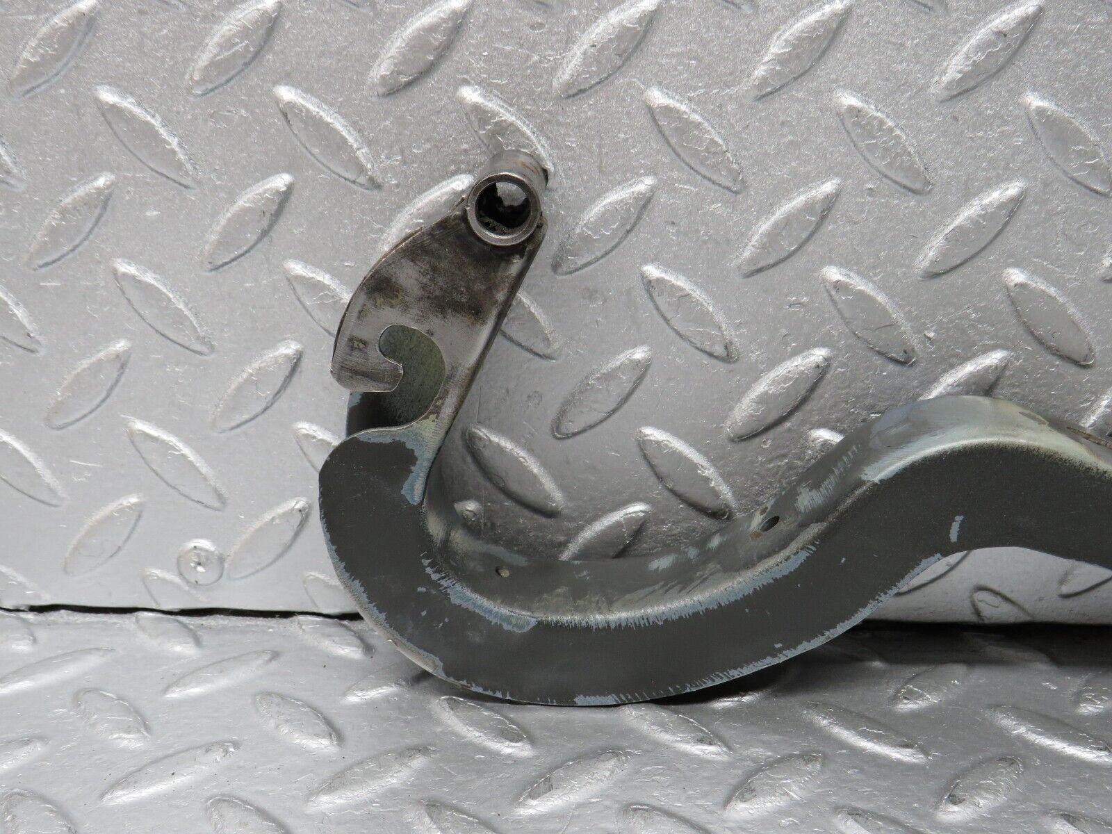 39086 Mercedes-Benz R107 500SL Trunk Lid Hinge Right Side