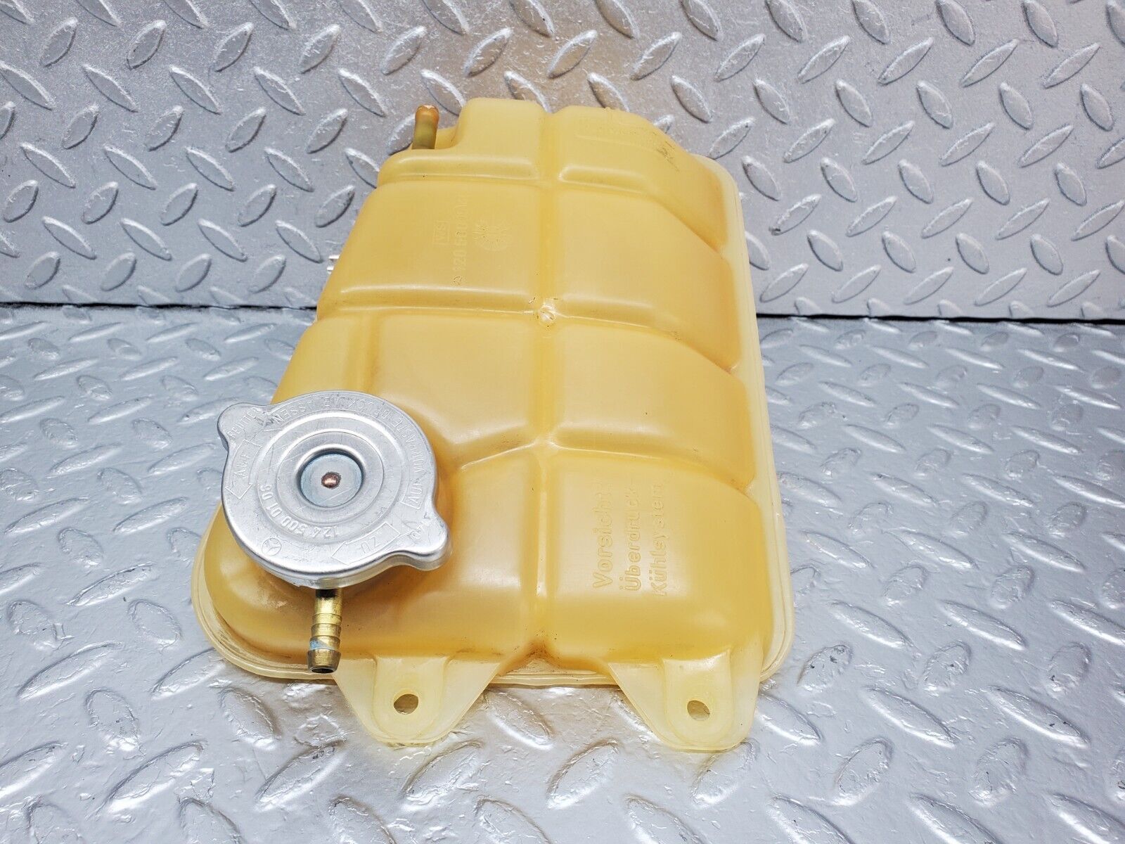 45566 Mercedes-Benz W126 420SE Coolant Reservoir Tank 1265001549 1245000106