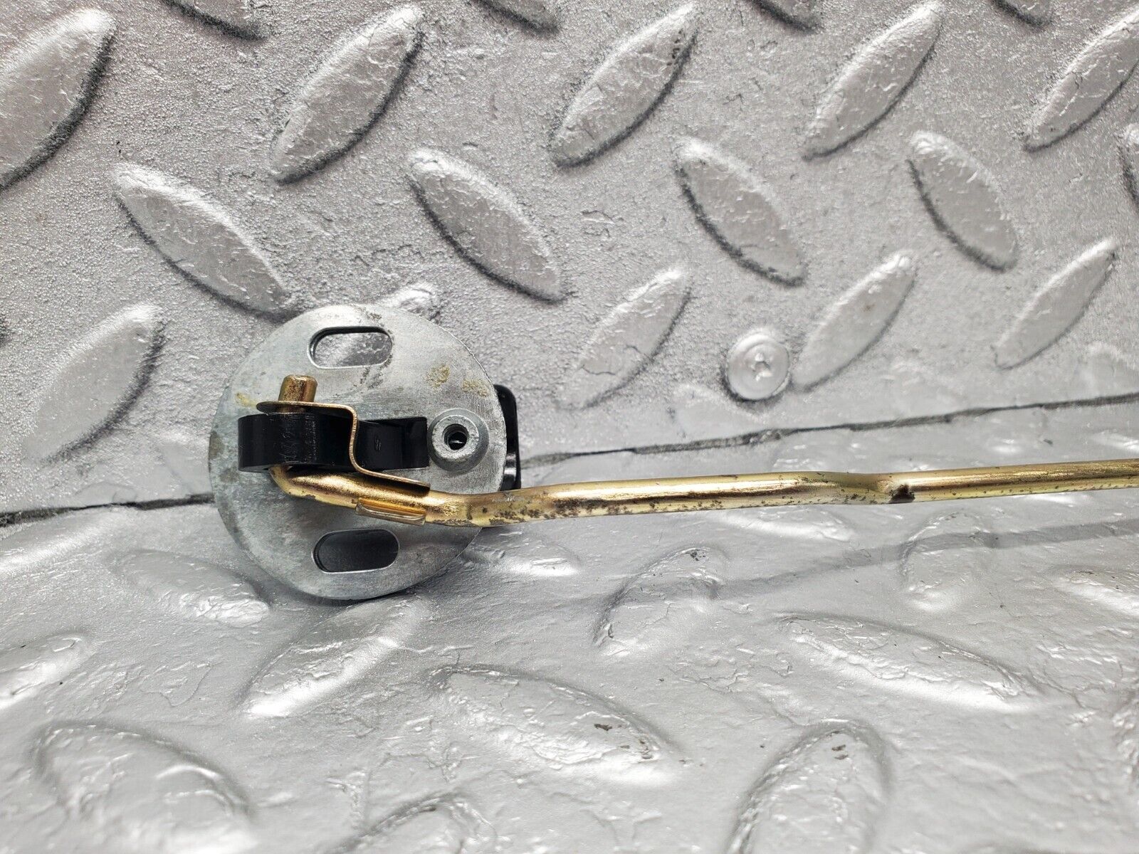 46403 Mercedes-Benz C123 280CE Coupe Door Lock Handle Left Side
