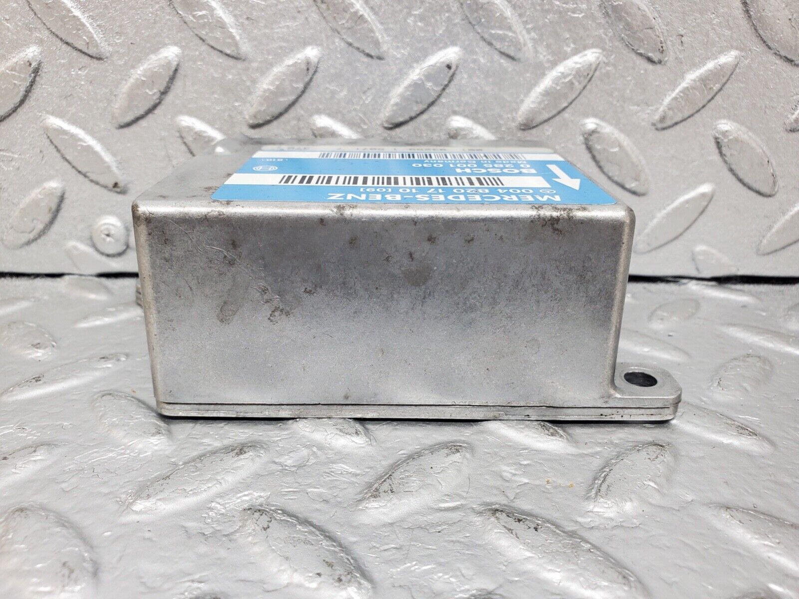 44612 Mercedes-Benz W124 220E Air Bag Control Unit Bosch 0048201710