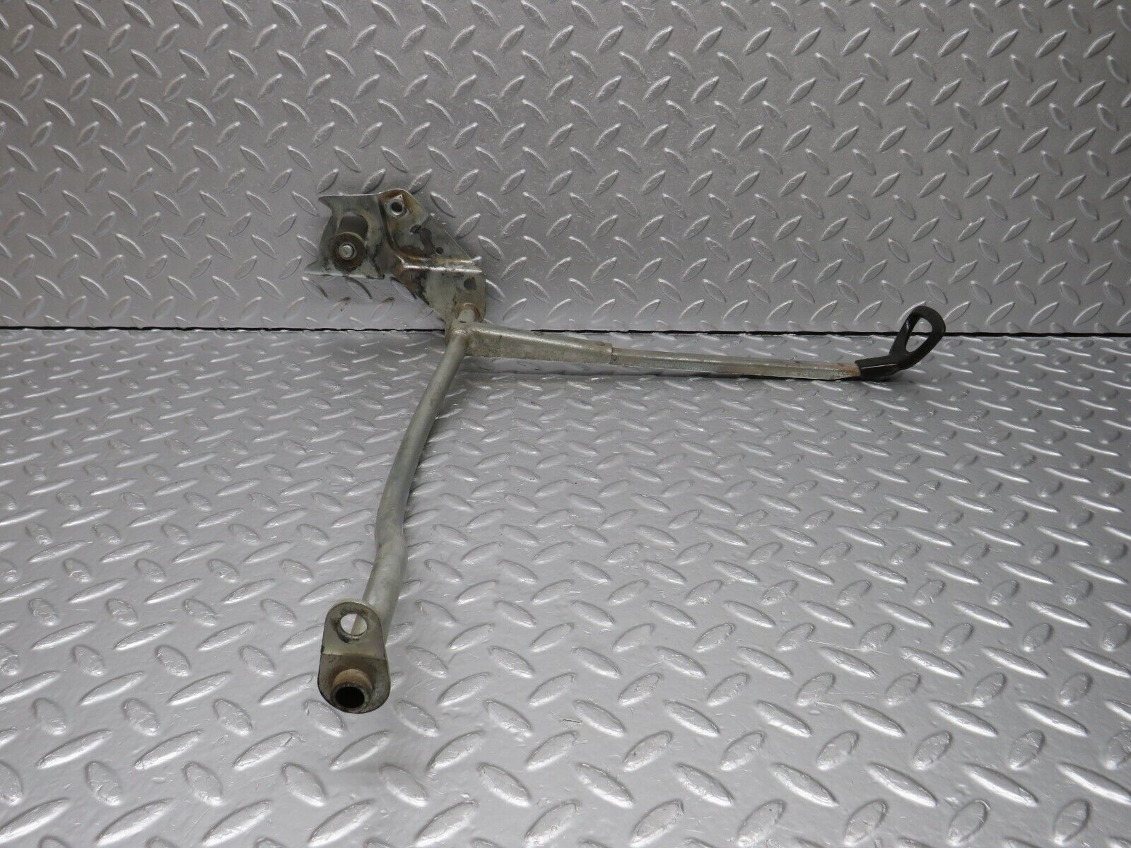 40013 Mercedes-Benz R107 350SL Front Left Seat Sliding Adjust Handle