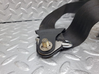 44521 Mercedes-Benz W123 280E Rear Seat Belt Set With Buckles 1268608985 1238603986 1238607369