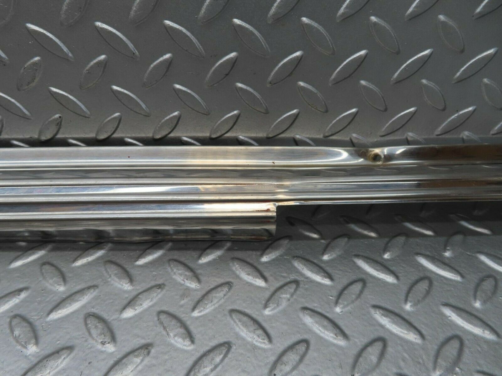 15567 Mercedes-Benz R107 450SL Right Door Sill Chrome