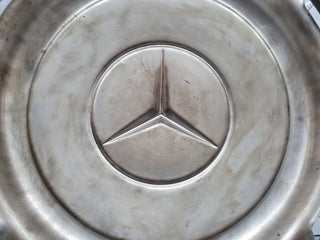 W123 Coupe wheel hub cap 14 inch used OEM