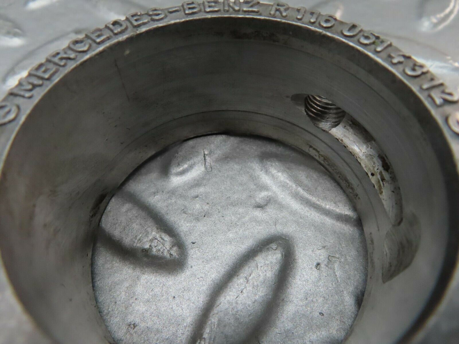 15647 Mercedes-Benz R107 450SL Camshaft Tower Bearing 1160514312