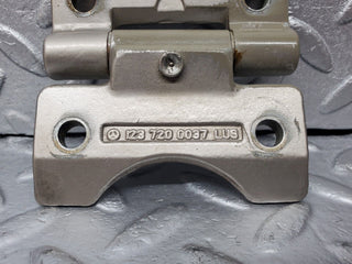 45551 Mercedes-Benz W126 420SE Door Hinge Pair Right Side 1237200037