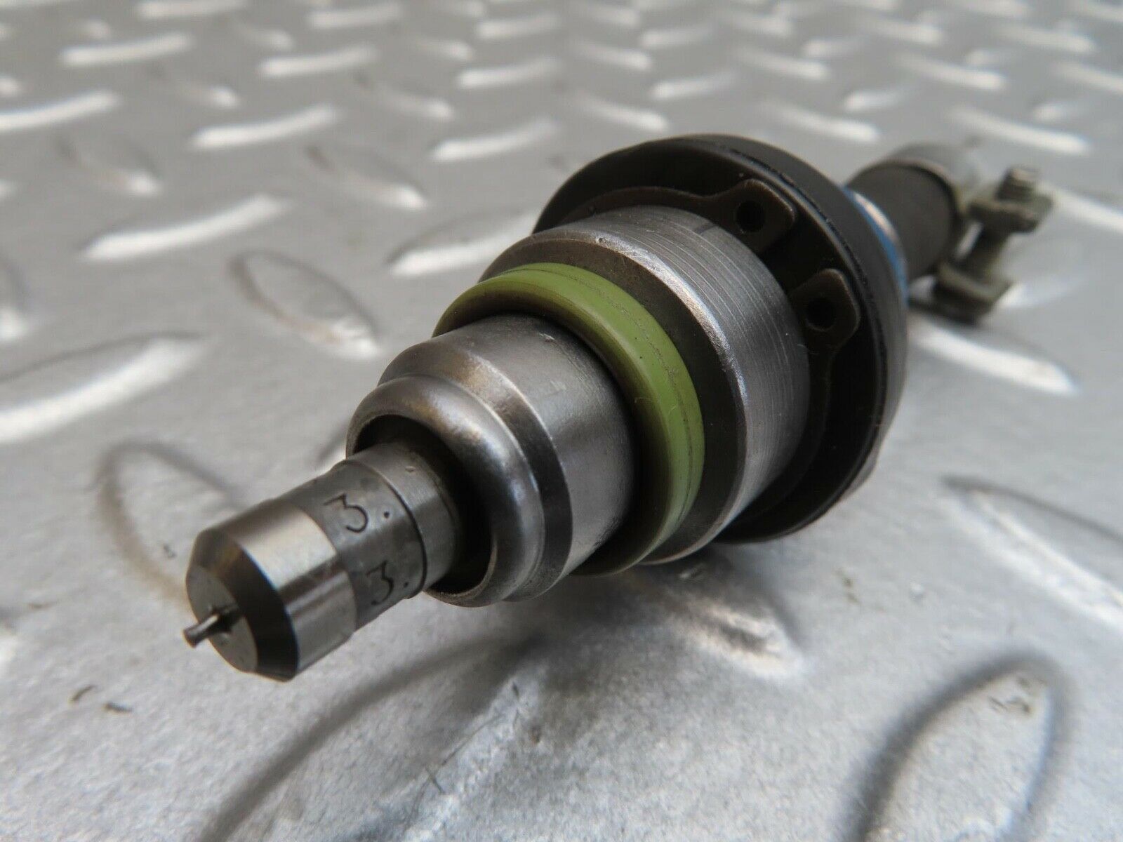 13751 Mercedes-Benz R107 450SL  Fuel Injector Bosch 0280150036