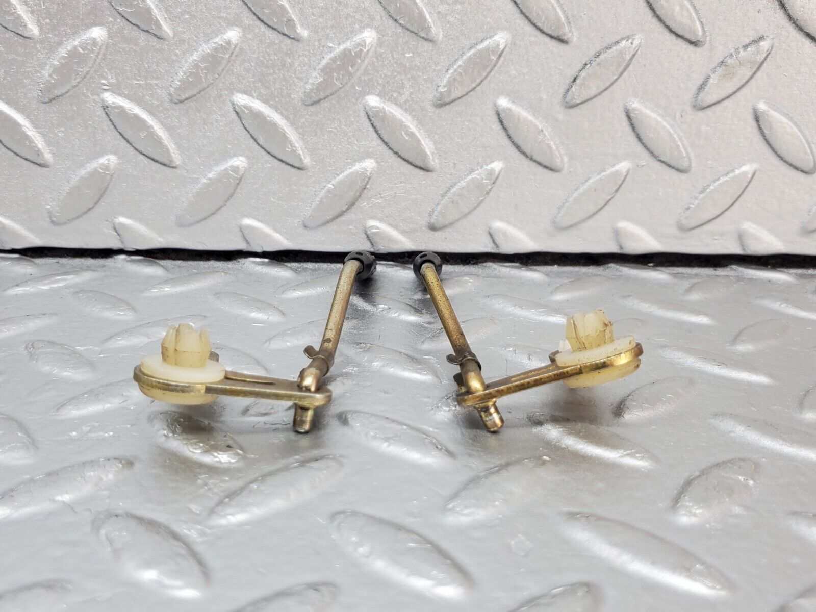 44437 Mercedes-Benz W123 280E Rear Door Lock Knob Pair
