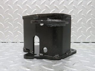 32983 Mercedes-Benz C107 R107 350 V8 Power Steering Pump Bracket