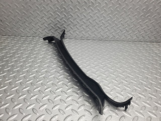 W124 Wagon windscreen water drain middle used OEM