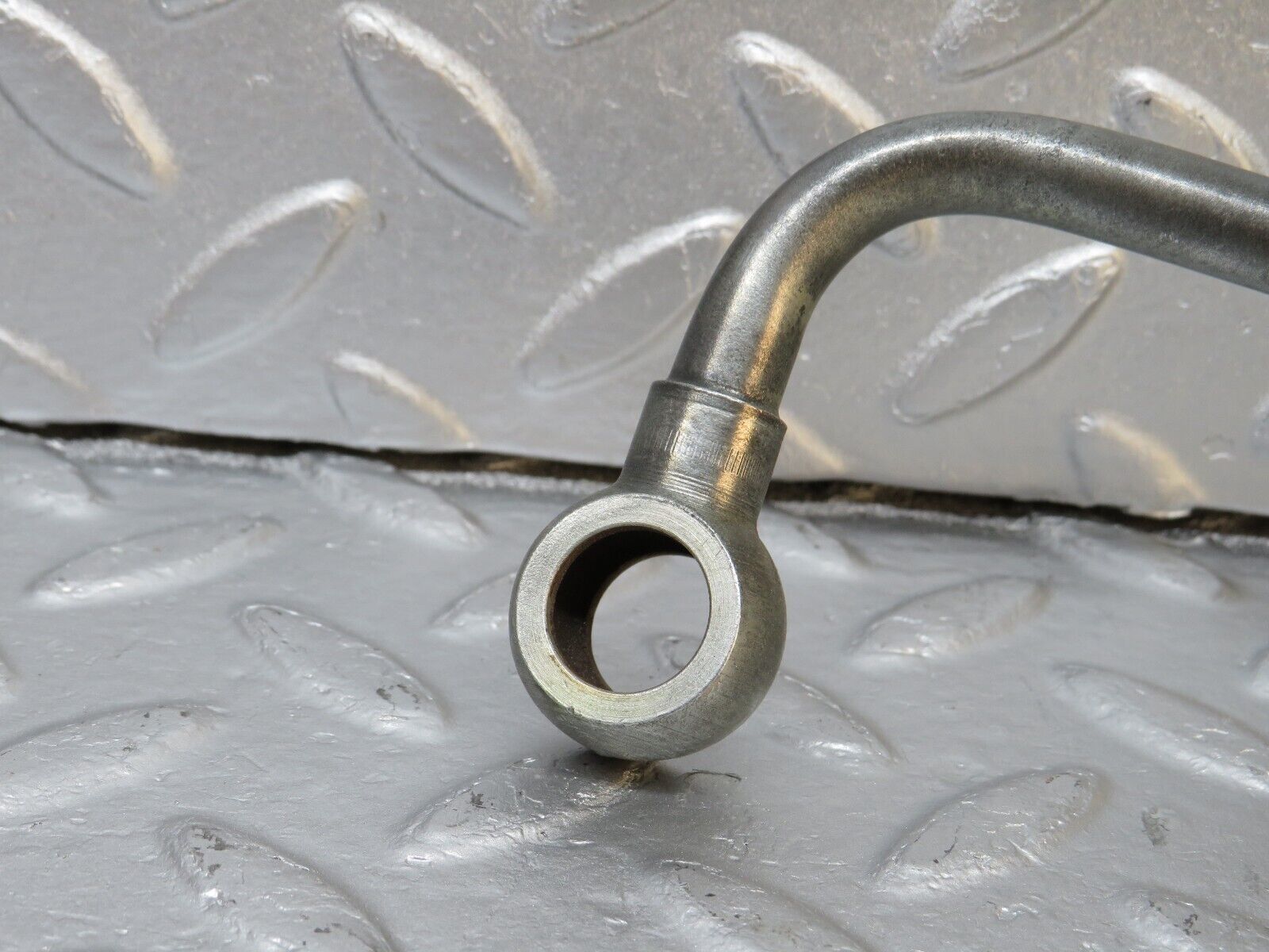 40033 Mercedes-Benz R107 350SL Oil Hose Pipe