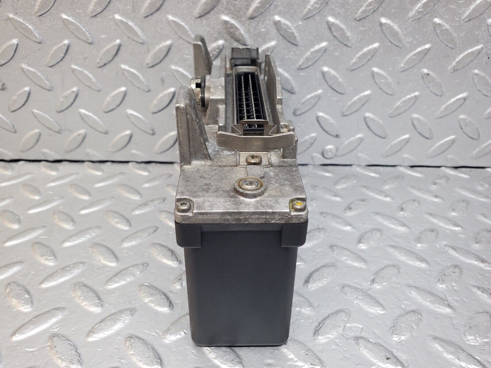44627 Mercedes-Benz W124 220E ABS Control Unit Bosch 0055455132 0265101020