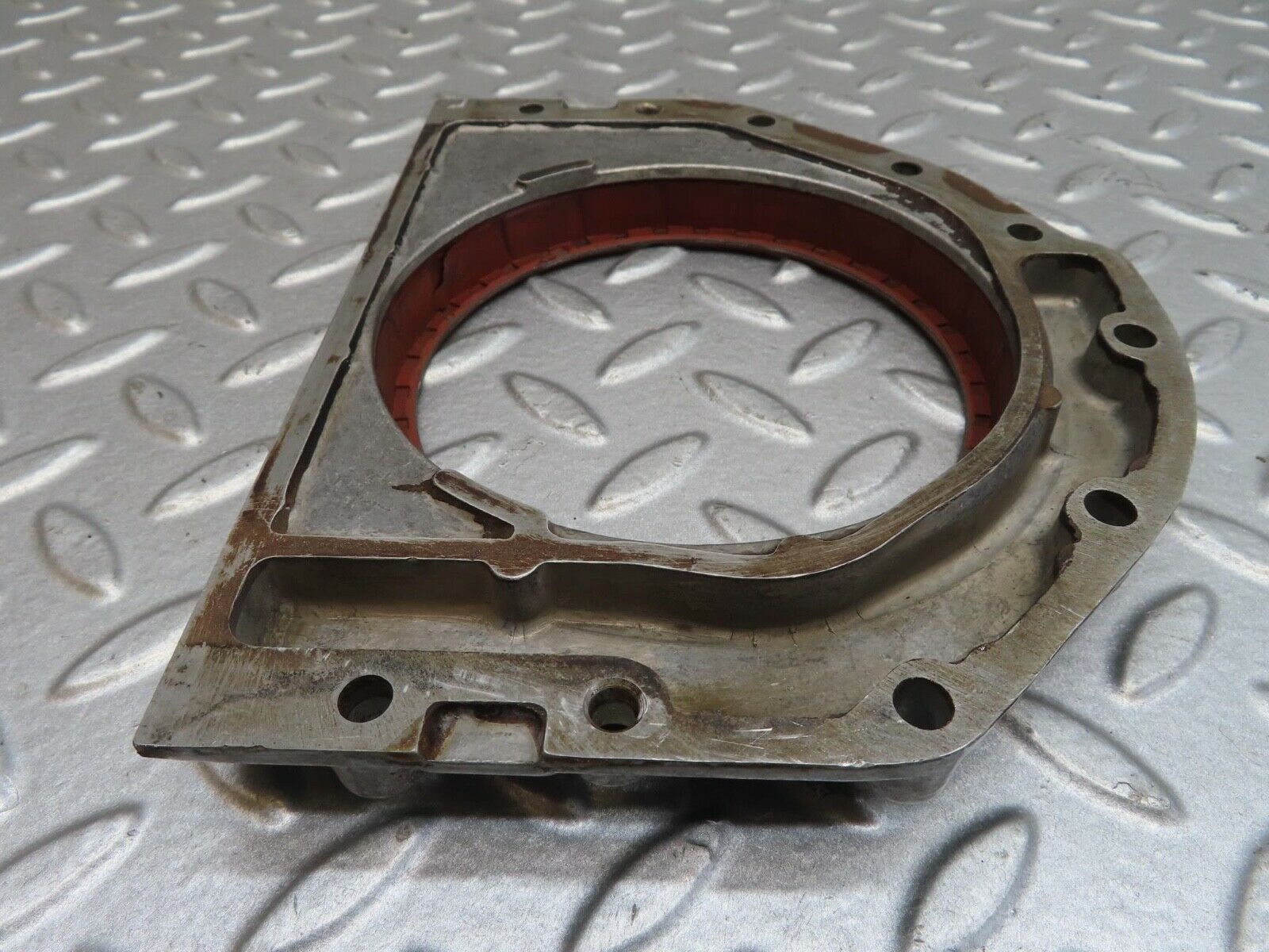 13778 Mercedes-Benz R107 450SL Crankshaft Rear Sealing Cover 1160110608