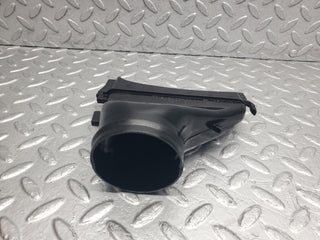 W124 Wagon air intake suction pipe used OEM