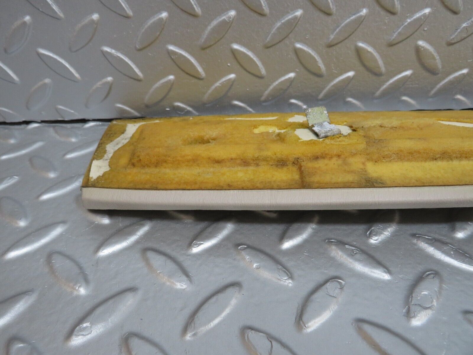 40191 Mercedes-Benz R107 Hardtop Rear Headlining Panel Beige