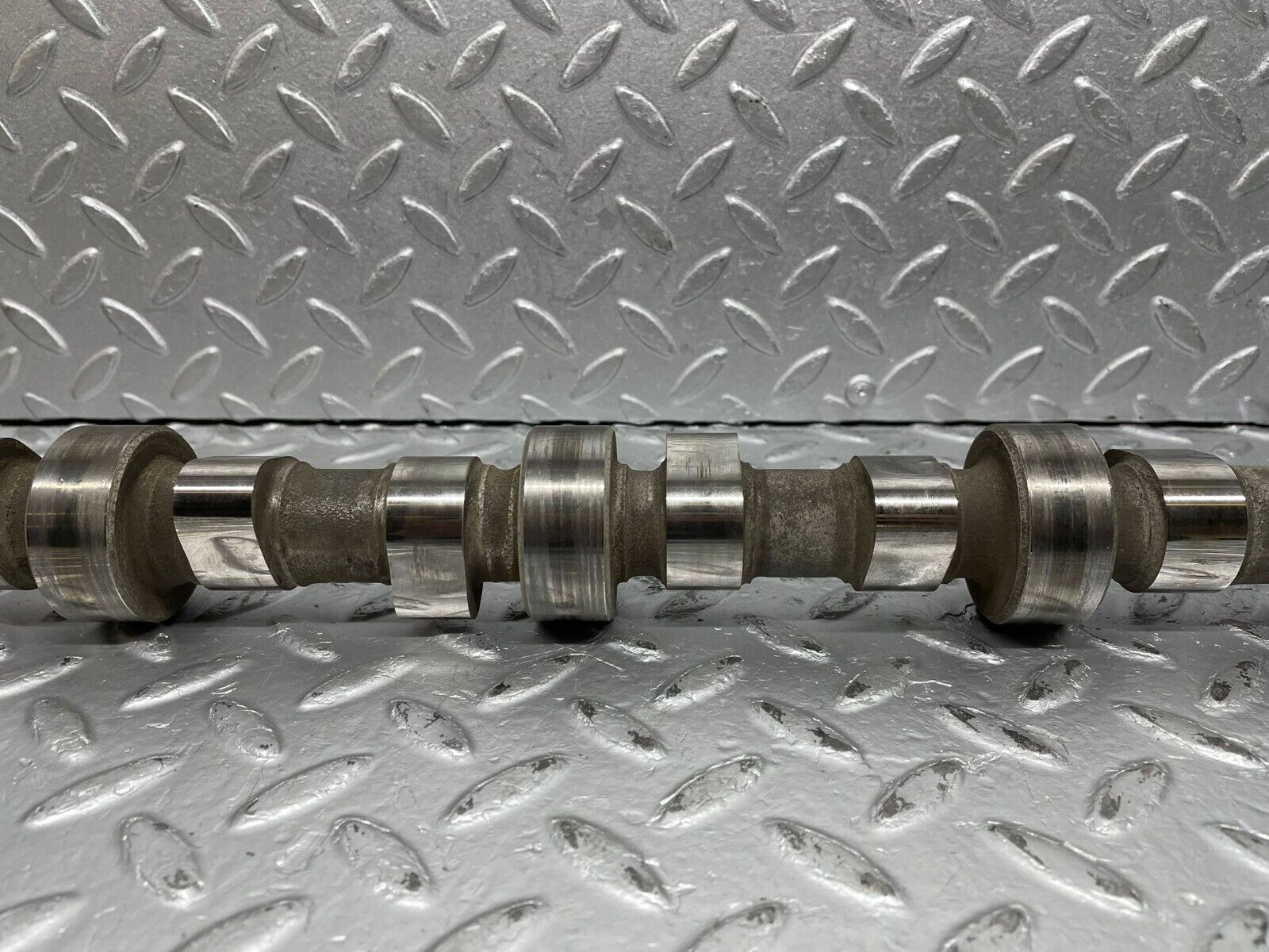39951 Mercedes-Benz R107 350SL Camshaft Left Side